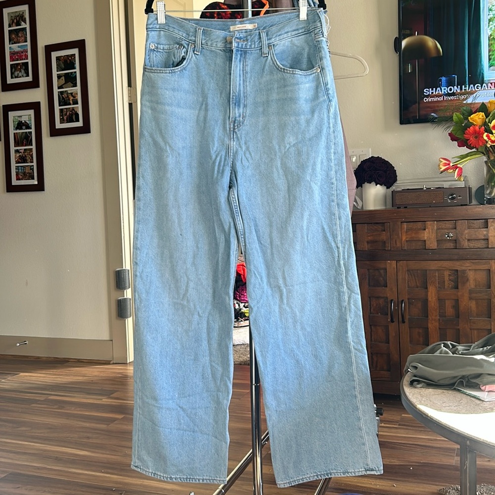 Levi’s High Loose fit